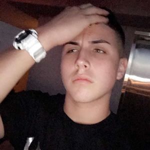 Meet your Posher, Brandon